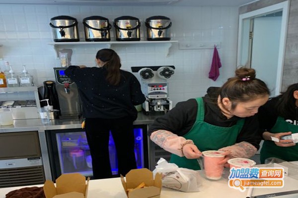 花作茶茶饮加盟门店