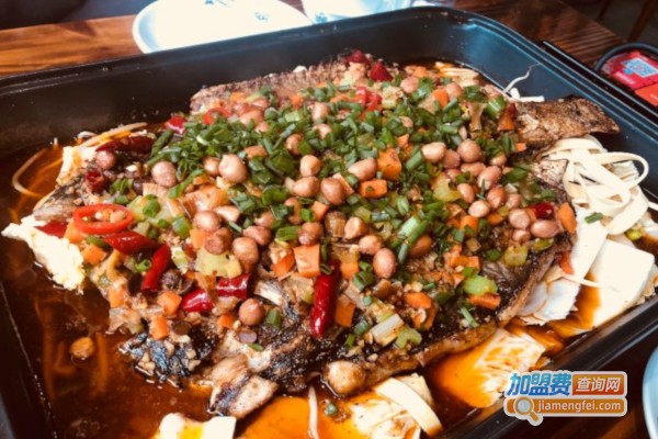 小聚生活烤全鱼加盟费