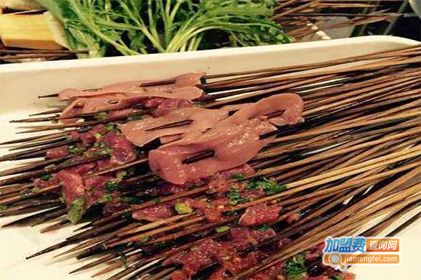 成都夜猫子串串香店加盟费