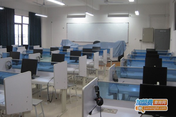 现代教育加盟费