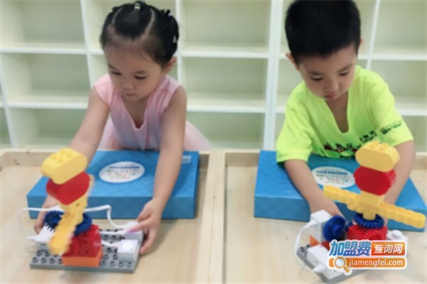 澳勒机器人教育加盟费