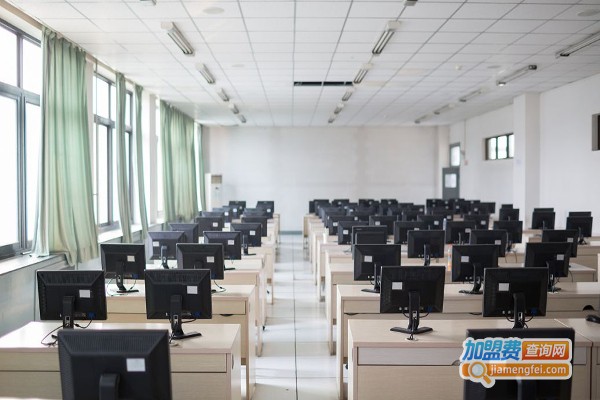 鲲鹏it教育加盟费