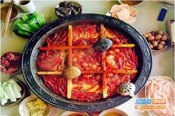 巴渝情怀老火锅加盟费