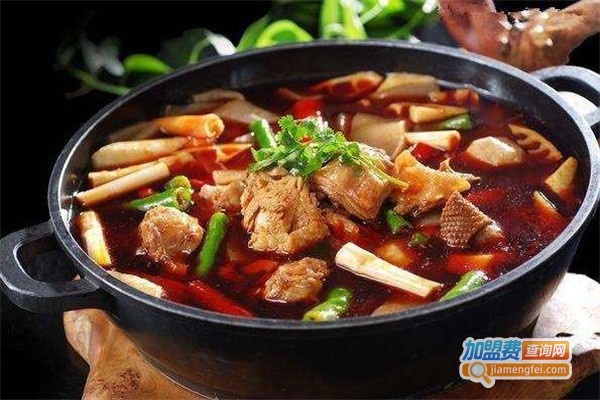 双鸡报喜·火锅加盟门店