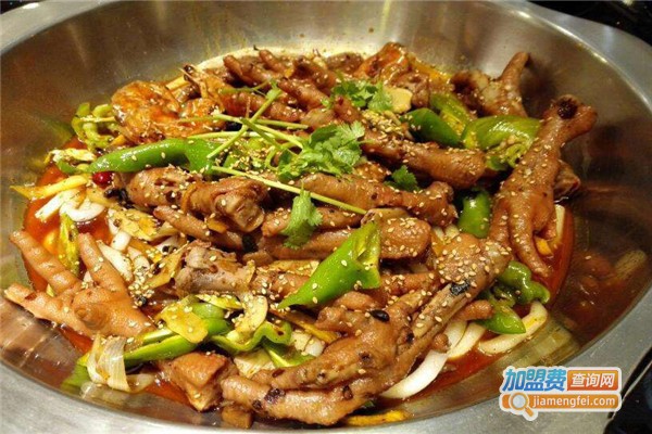 双鸡报喜·火锅加盟门店