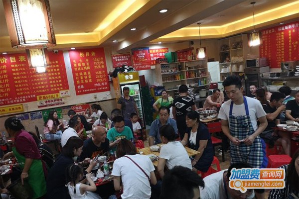 蛙蛙鸡冷锅鱼加盟门店