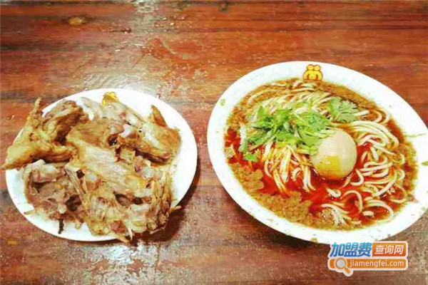 民宜家鸡味抻面加盟门店