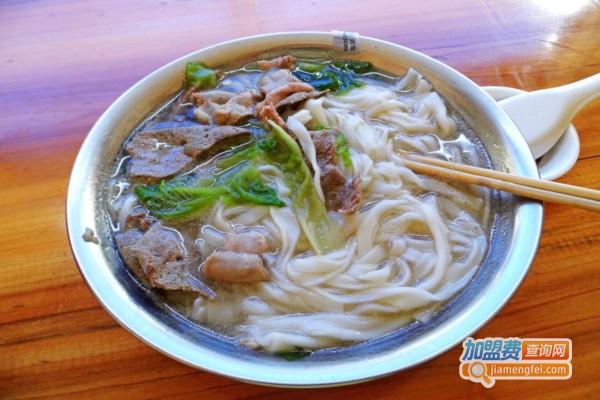 潮香猪杂汤饭粉面加盟