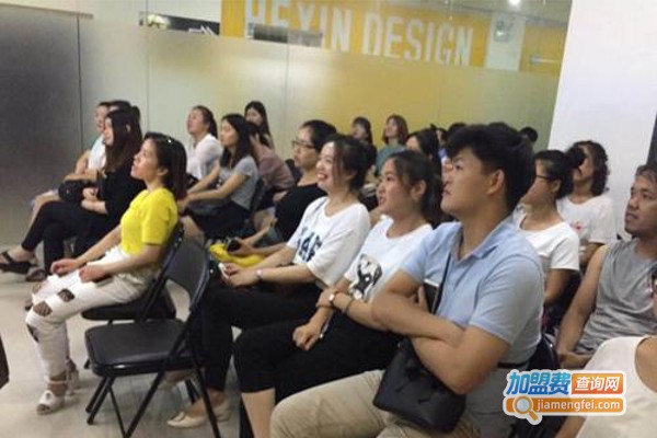 雅美佳外语培训加盟费