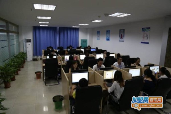 夺冠魔方小程序加盟费