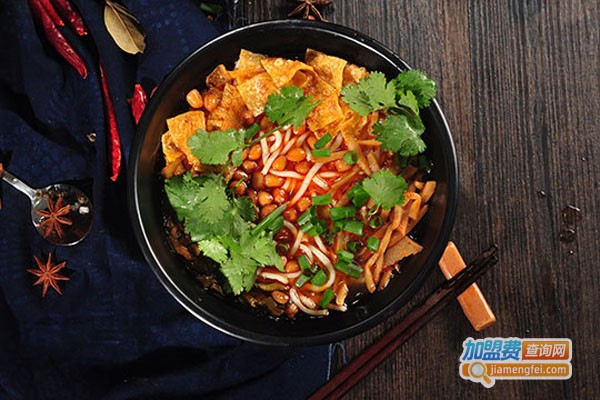 默言粉肆加盟费