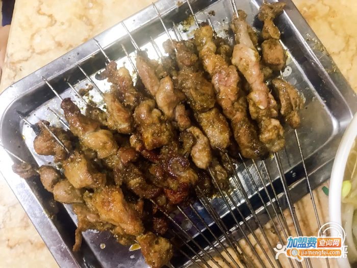 黄记烧烤城加盟门店