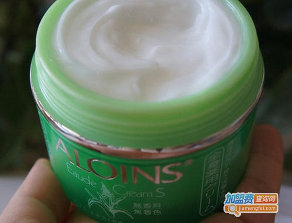 阿芦滋润化妆品加盟费