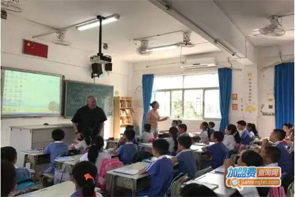 北京龙华教育加盟费