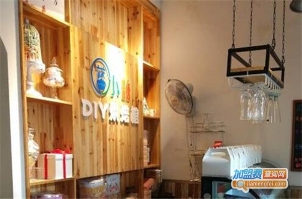 蓝小糖DIY烘焙馆加盟费