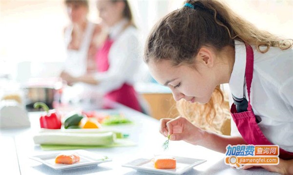 富宇家政加盟费