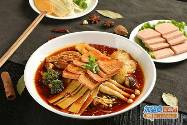 嘛嚕嘛嚕麻辣烫店加盟费