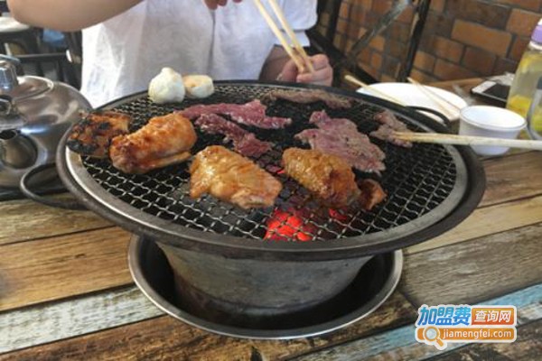 稀罕妳泥炉烧烤加盟费