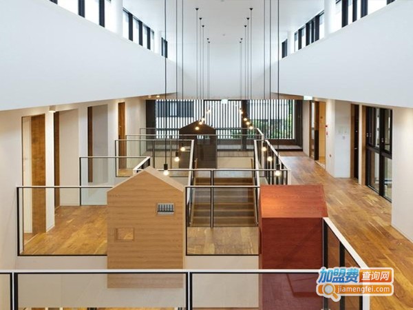 新邦教育加盟费