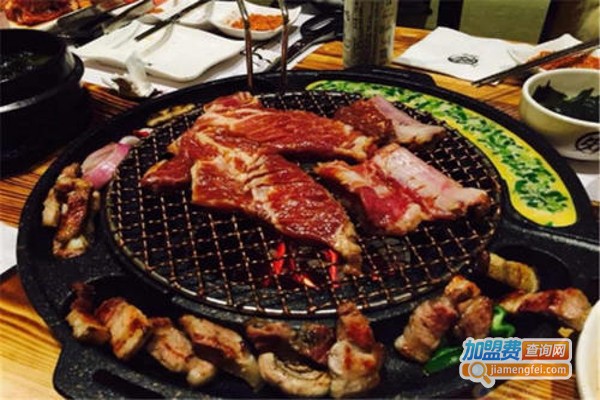 稀罕妳泥炉烧烤加盟费