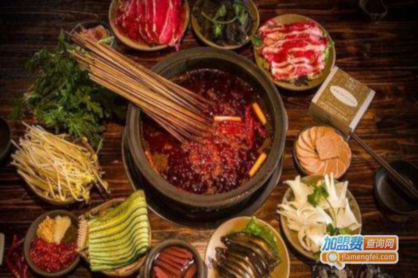 爱转角串串火锅加盟费