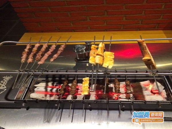 轮转时光串吧加盟门店