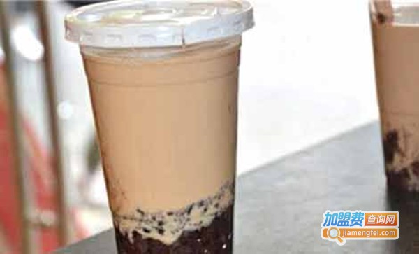 鲜果阿姨奶茶加盟费