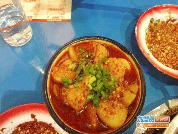 巴适麻辣烫加盟费