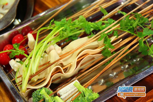 乡里人串串香加盟费