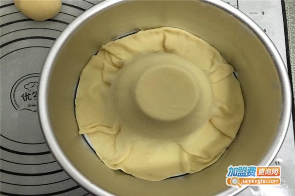 haollee烘培加盟费