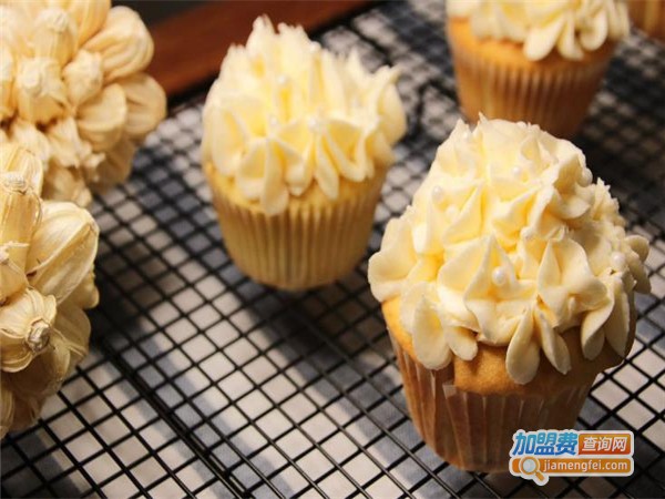 艾蜜思烘焙加盟