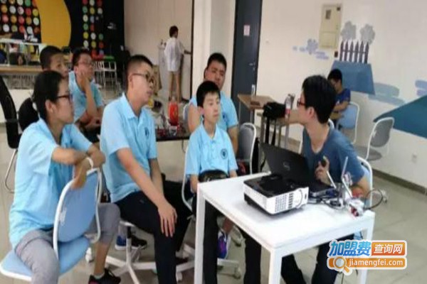 博润思教育加盟费