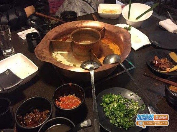 渝鱼轩原生态火锅加盟费