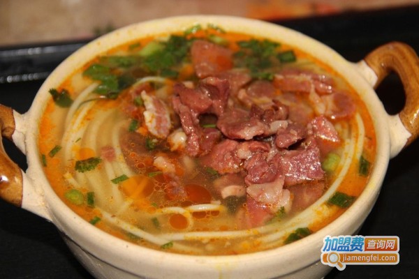 米小仙儿砂锅米线加盟店