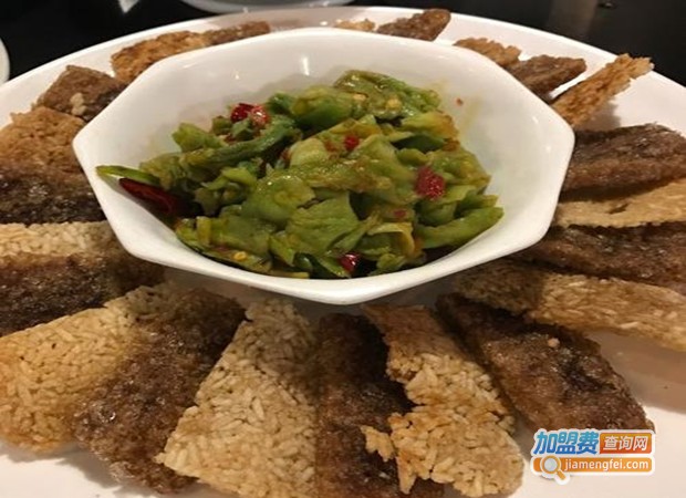 秦大妈锅巴饭加盟门店