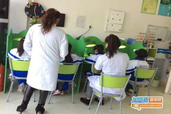 倍高清视力保健加盟门店