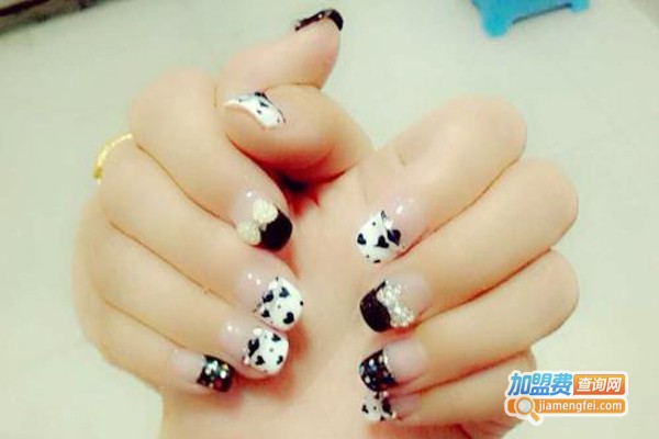 新金宝美甲加盟费