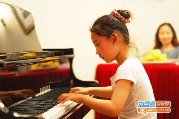 春晓晓乐器培训加盟店