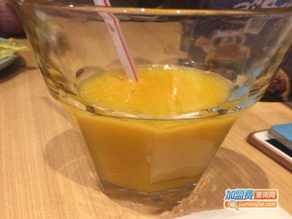 闲逛奶茶加盟门店