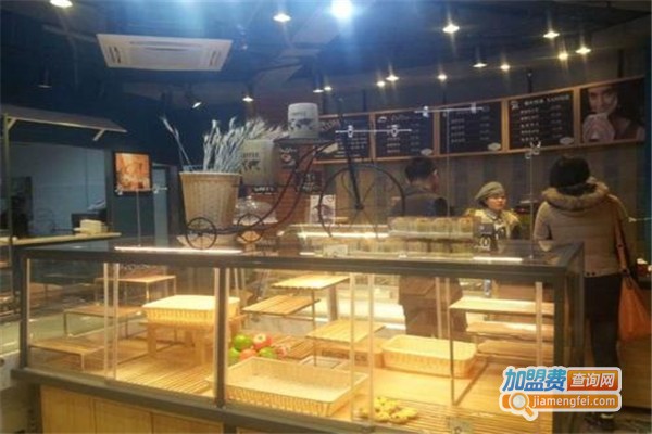 贝可瑞烘焙加盟费