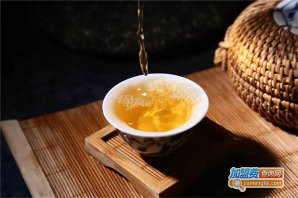 龙啸养生食府加盟费