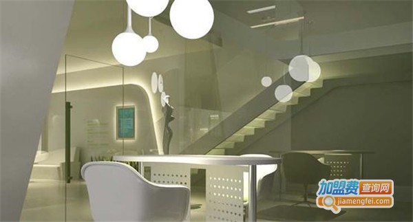 曲姿美容加盟费