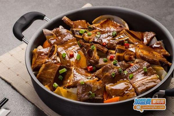 黄三怪焖锅加盟