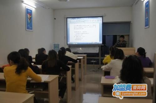 百纳教育加盟费