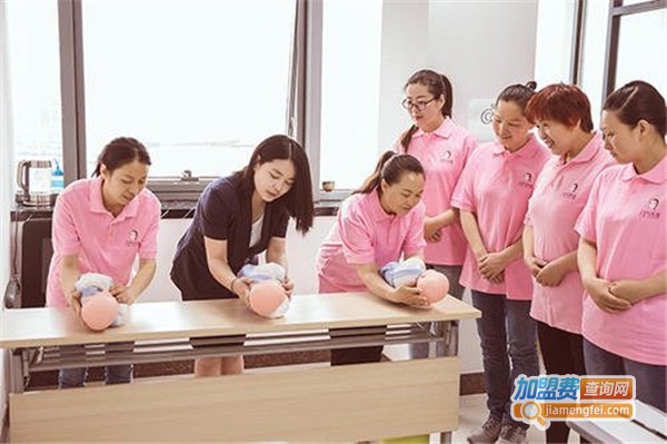 汇爱家政加盟费