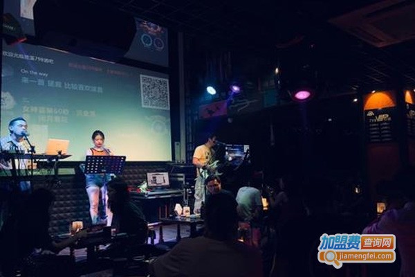 798酒吧加盟