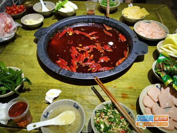 重庆喳喳老火锅