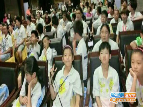 东兴新思维加盟费