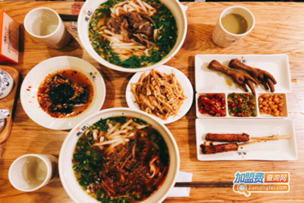 湘人龙记米粉加盟门店