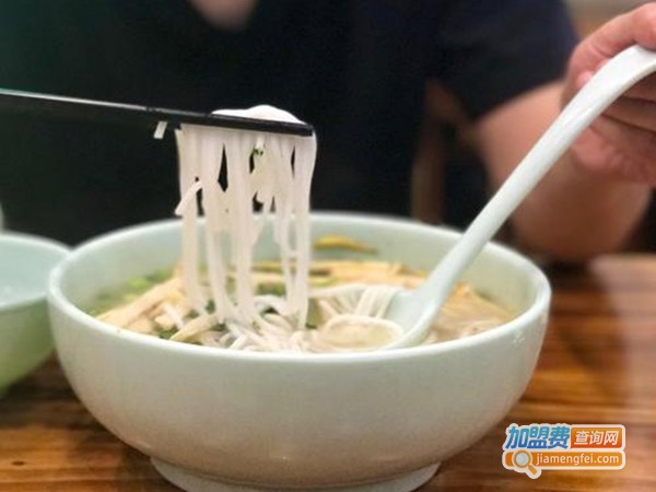 刘三姐云南过桥米线加盟